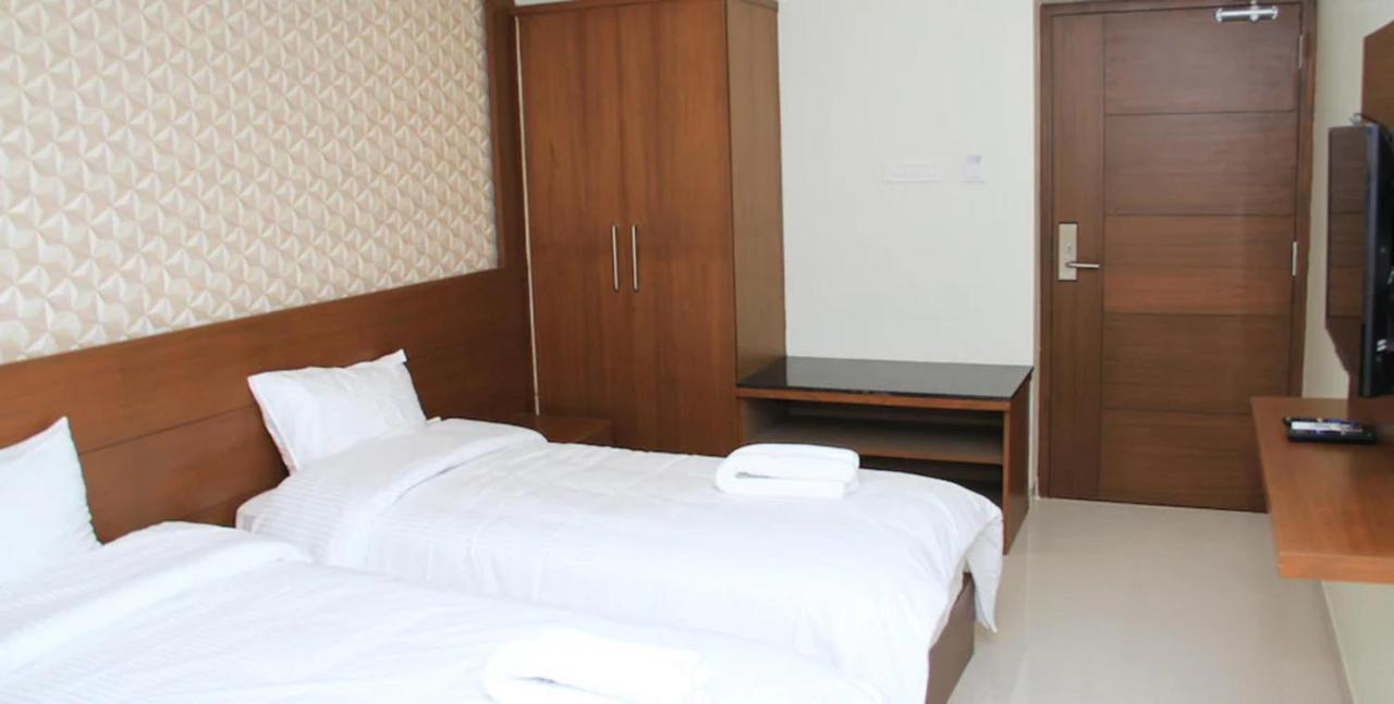 A And M Rooms And Residences 钦奈 外观 照片